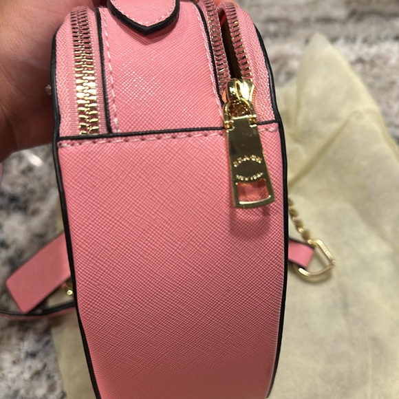 Brand new coach crossbody bag never use - Picture 7 of 7